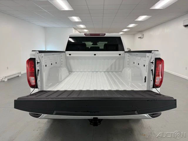2026 GMC Sierra 5th Gen - Image 8 of 20