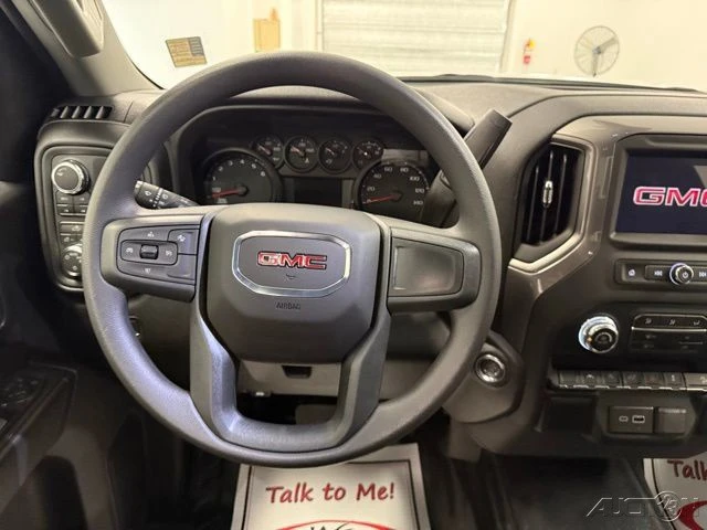 2026 GMC Sierra 5th Gen - Image 18 of 21