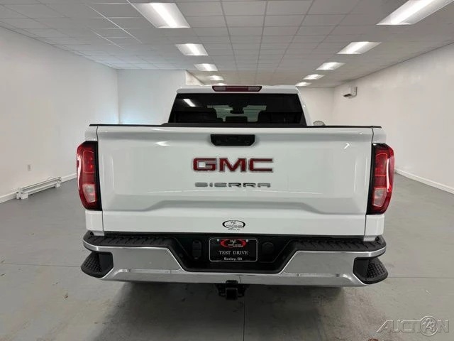 2026 GMC Sierra 5th Gen - Image 7 of 20