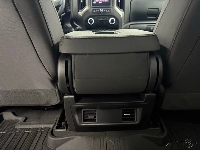 2026 GMC Sierra 5th Gen - Image 15 of 20