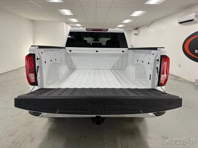 2026 GMC Sierra 5th Gen - Image 8 of 20