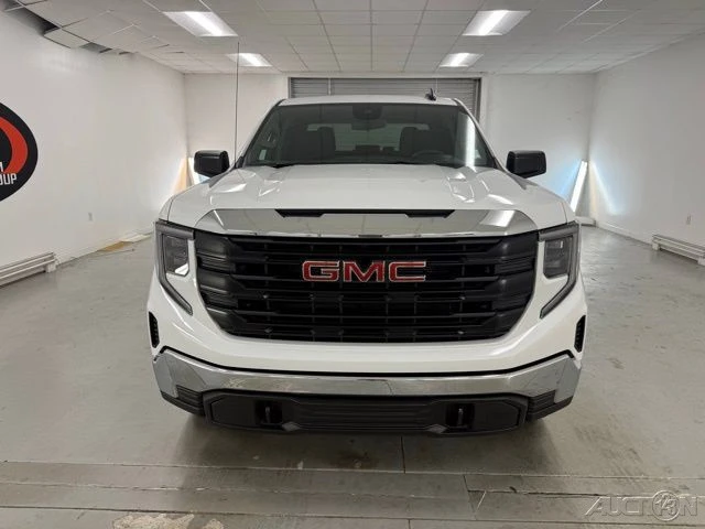 2026 GMC Sierra 5th Gen - Image 2 of 20