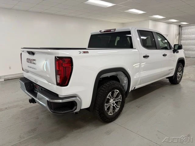 2026 GMC Sierra 5th Gen - Image 6 of 20