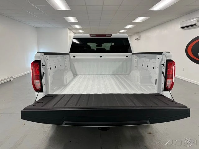 2026 GMC Sierra 5th Gen - Image 8 of 21