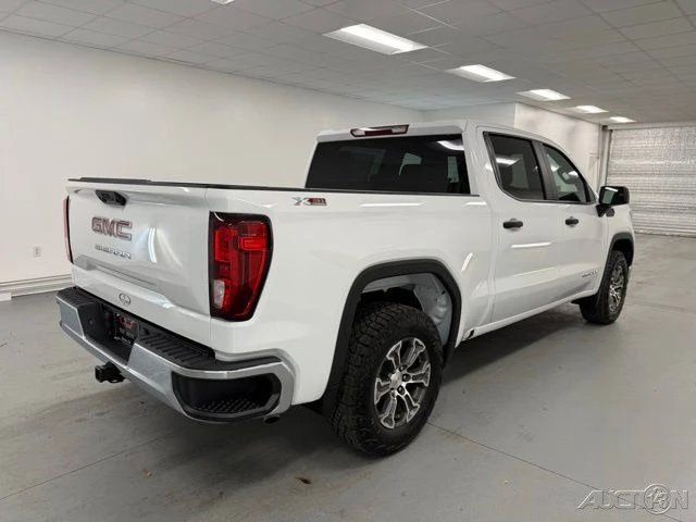 2026 GMC Sierra 5th Gen - Image 6 of 21