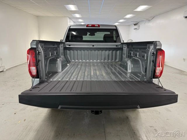 2026 GMC Sierra 5th Gen - Image 8 of 19