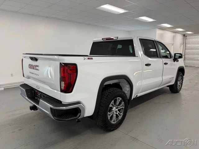 2026 GMC Sierra 5th Gen - Image 6 of 20