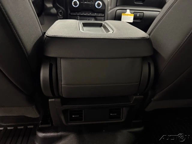 2026 GMC Sierra 5th Gen - Image 16 of 21