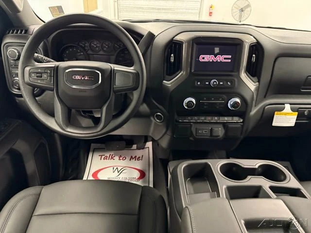 2026 GMC Sierra 5th Gen - Image 18 of 21