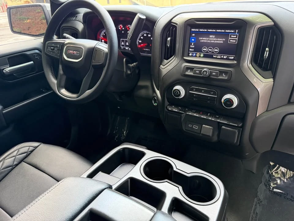 2026 GMC Sierra 5th Gen - Image 11 of 14