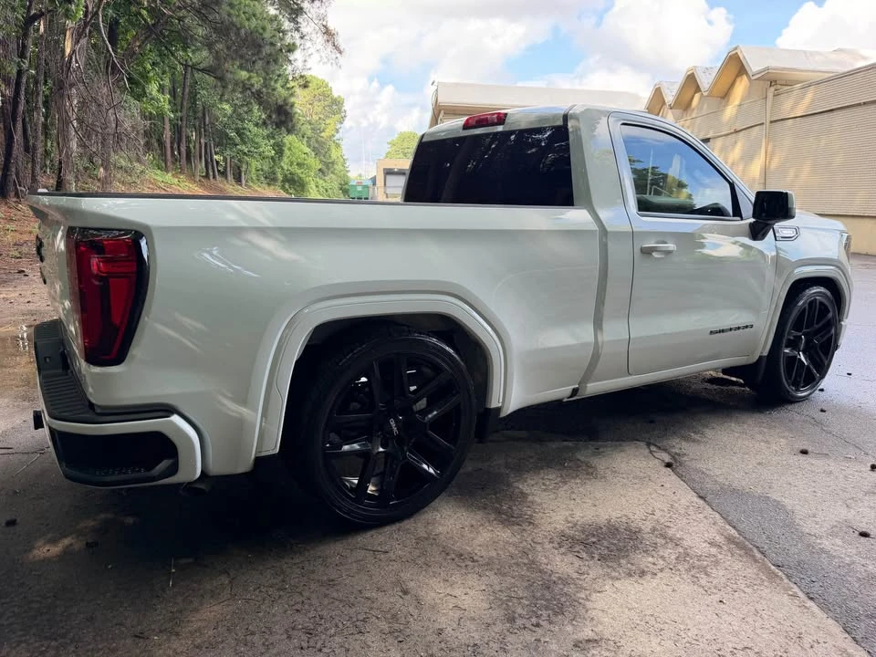 2026 GMC Sierra 5th Gen - Image 5 of 14