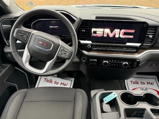 2026 GMC Sierra 5th Gen - Image 18 of 21