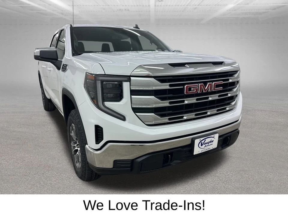 2026 GMC Sierra 5th Gen - Image 2 of 12