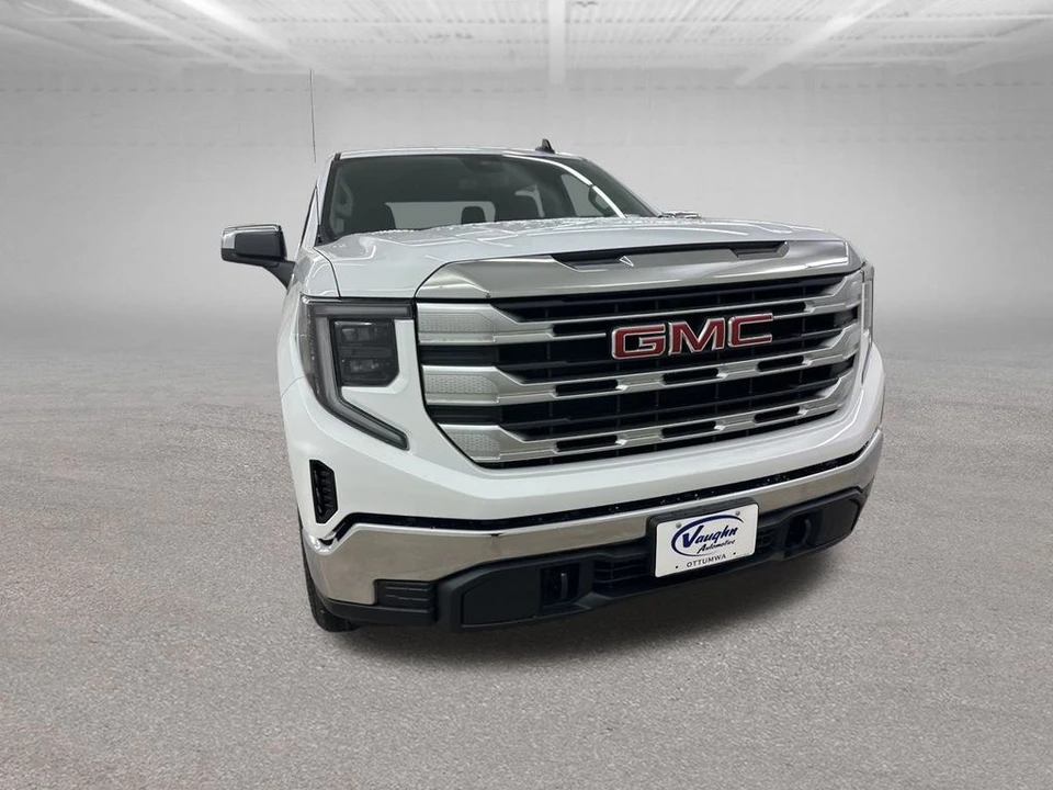 2026 GMC Sierra 5th Gen - Image 2 of 12