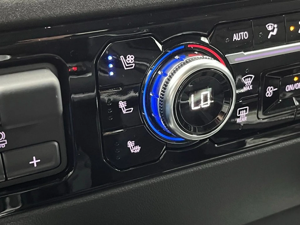 2026 GMC Sierra 5th Gen - Image 7 of 12