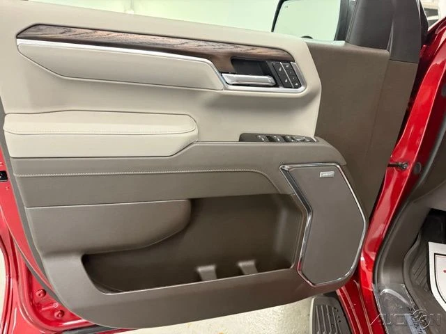 2026 GMC Sierra 5th Gen - Image 13 of 21