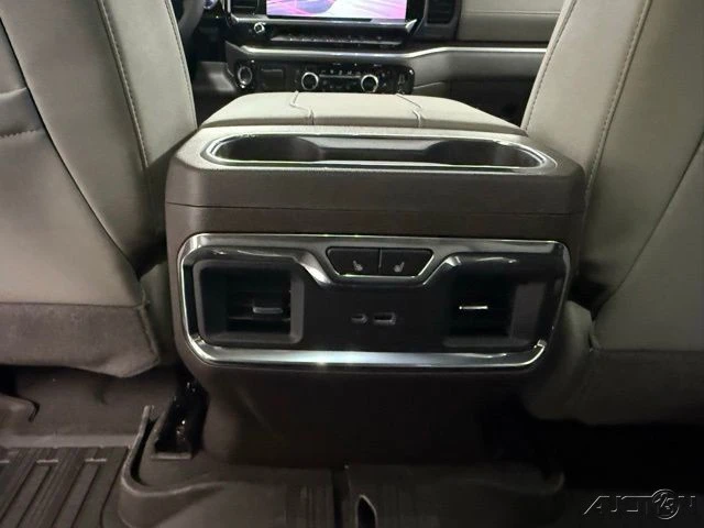 2026 GMC Sierra 5th Gen - Image 18 of 21