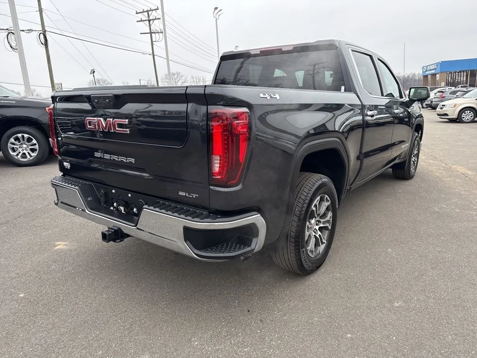 2026 GMC Sierra 5th Gen - Image 5 of 12
