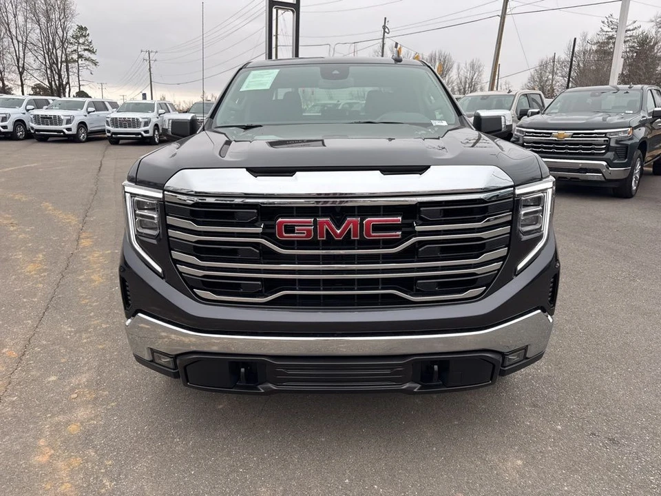2026 GMC Sierra 5th Gen - Image 8 of 12