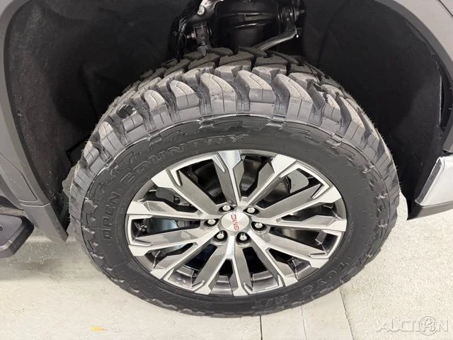 2026 GMC Sierra 5th Gen - Image 4 of 12