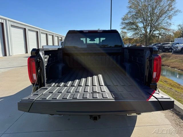2026 GMC Sierra 5th Gen - Image 8 of 21