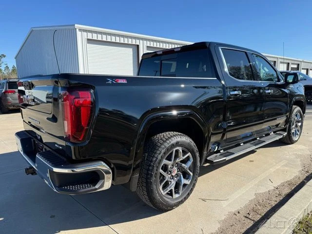 2026 GMC Sierra 5th Gen - Image 6 of 21