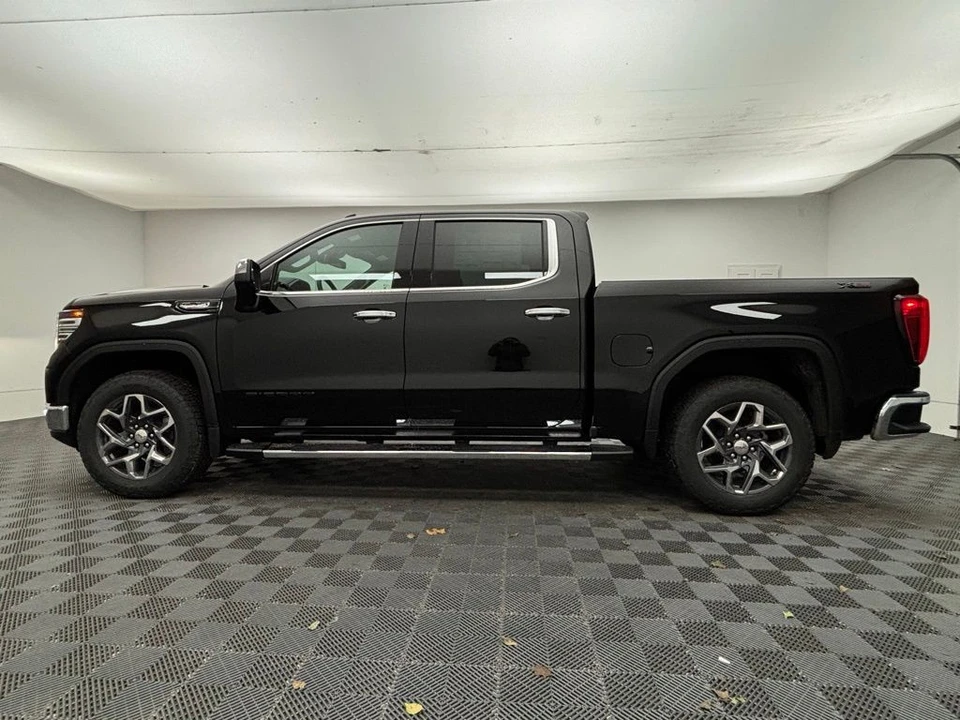 2026 GMC Sierra 5th Gen - Image 11 of 12