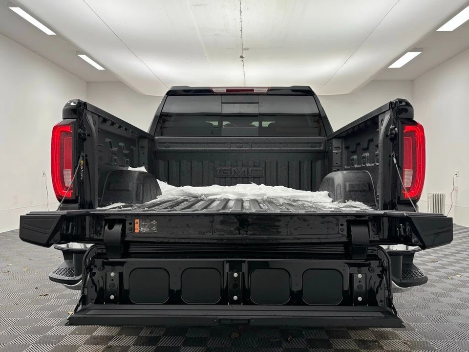 2026 GMC Sierra 5th Gen - Image 9 of 12