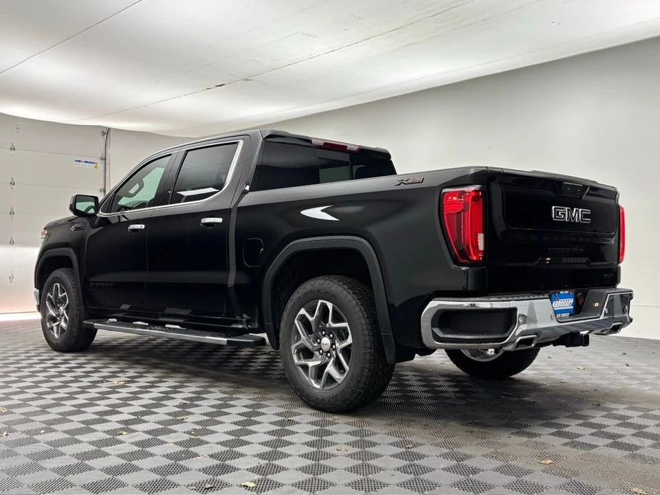 2026 GMC Sierra 5th Gen - Image 10 of 12
