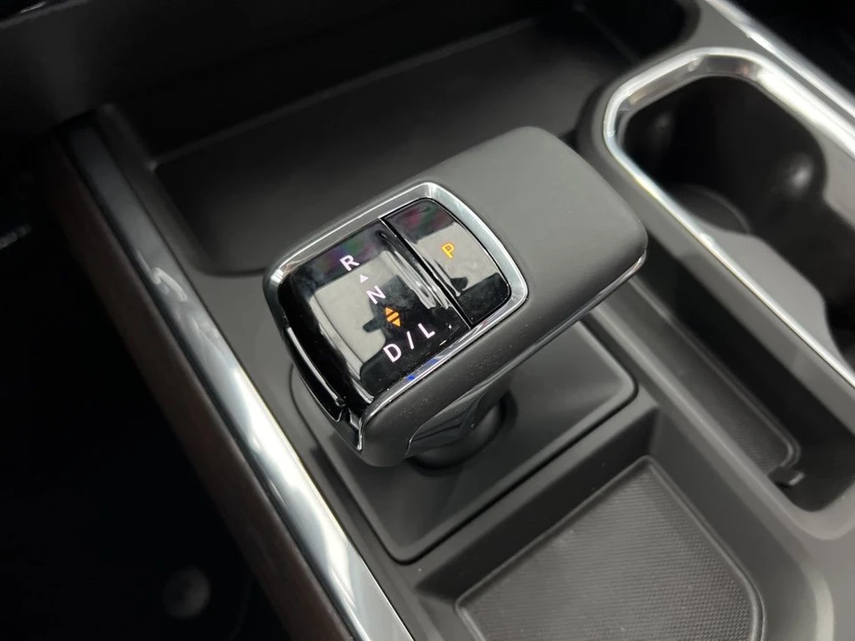 2026 GMC Sierra 5th Gen - Image 15 of 21