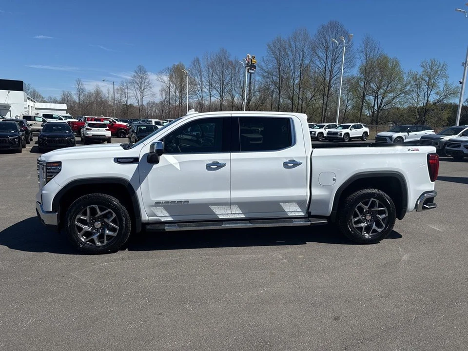 2026 GMC Sierra 5th Gen - Image 2 of 21