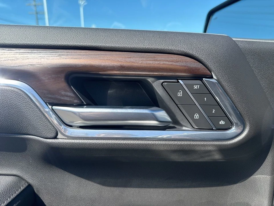 2026 GMC Sierra 5th Gen - Image 11 of 21
