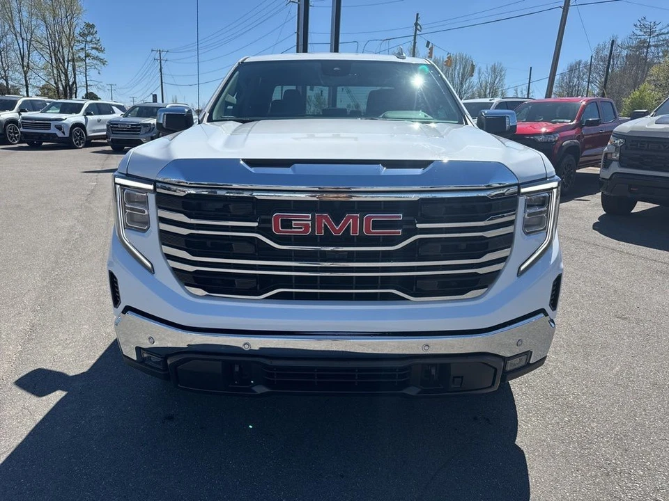 2026 GMC Sierra 5th Gen - Image 8 of 21