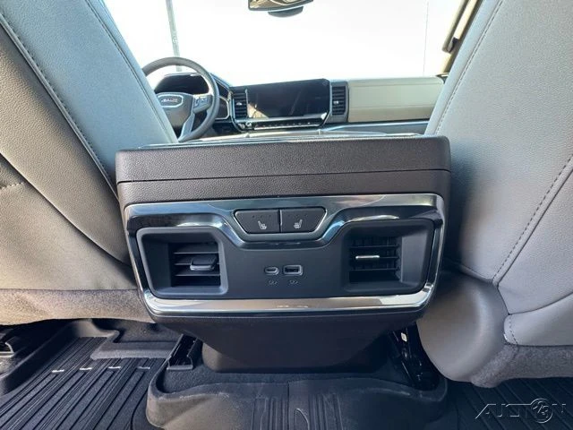 2026 GMC Sierra 5th Gen - Image 9 of 17