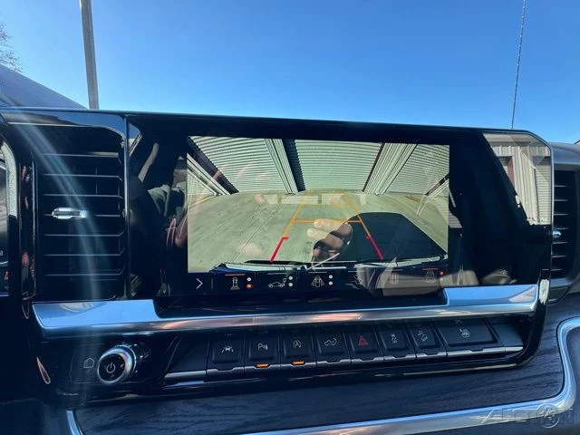 2026 GMC Sierra 5th Gen - Image 16 of 17