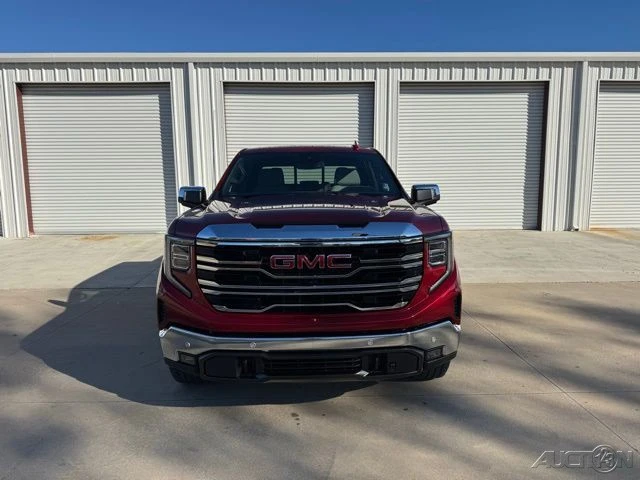 2026 GMC Sierra 5th Gen - Image 2 of 17
