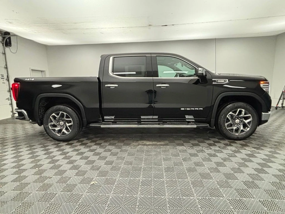 2026 GMC Sierra 5th Gen - Image 7 of 12