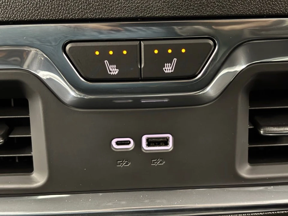 2026 GMC Sierra 5th Gen - Image 6 of 12