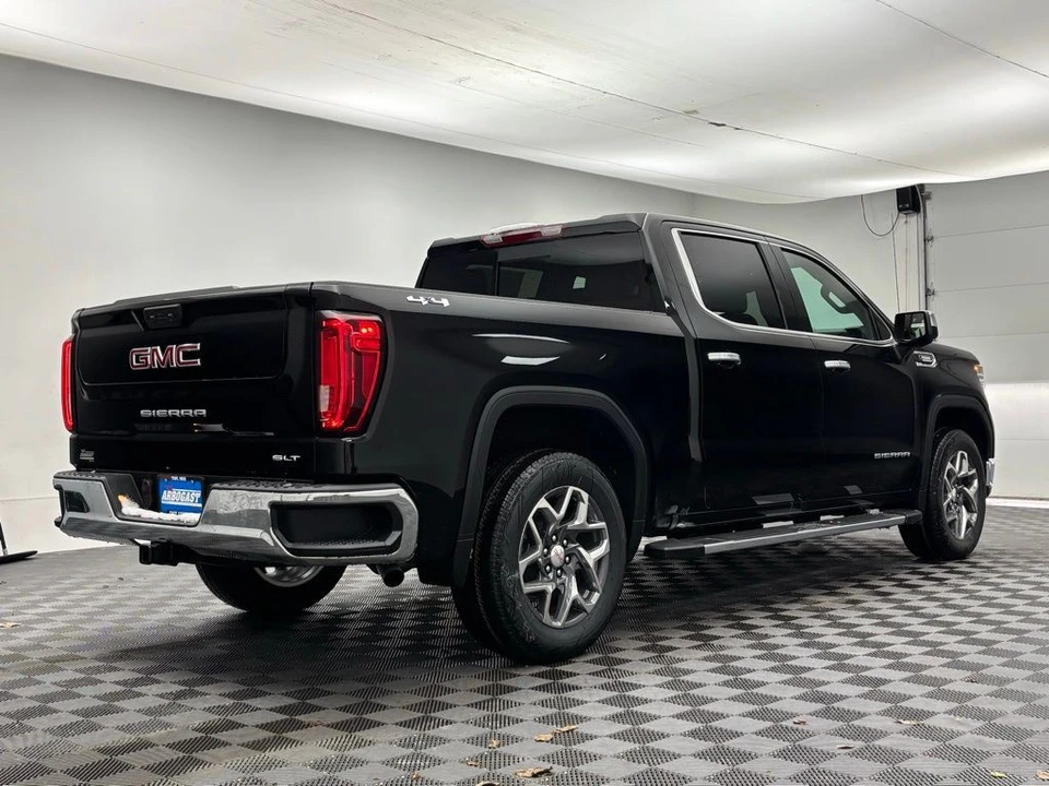 2026 GMC Sierra 5th Gen - Image 8 of 12