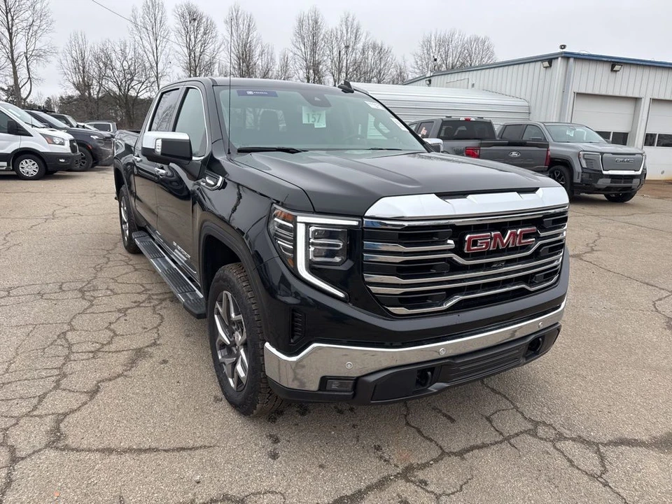 2026 GMC Sierra 5th Gen - Image 4 of 7