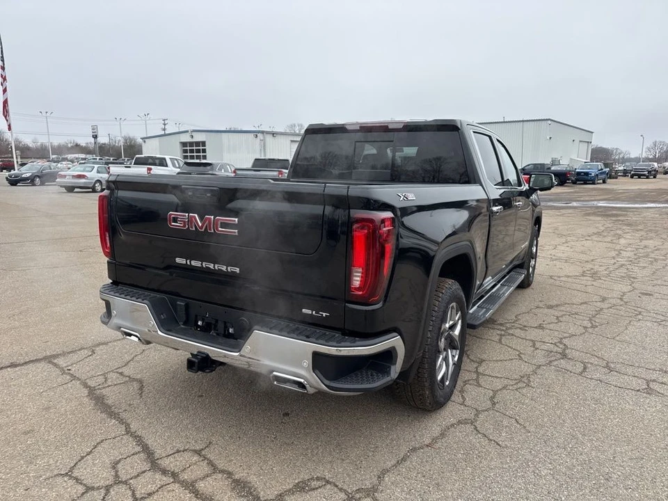 2026 GMC Sierra 5th Gen - Image 3 of 7