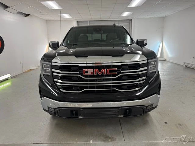 2026 GMC Sierra 5th Gen - Image 2 of 20