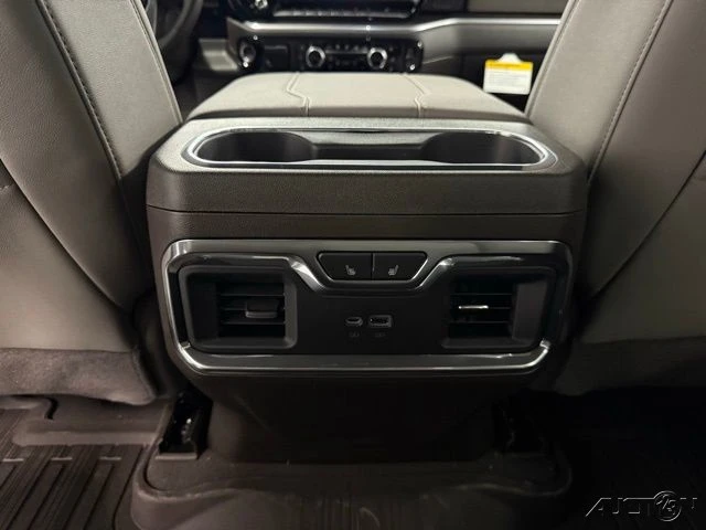 2026 GMC Sierra 5th Gen - Image 17 of 21