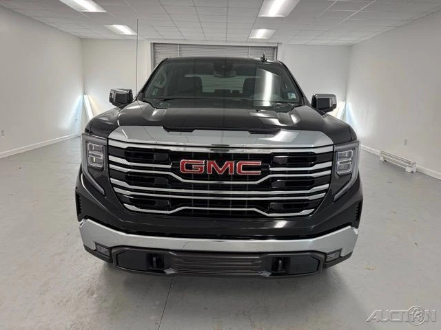 2026 GMC Sierra 5th Gen - Image 2 of 21