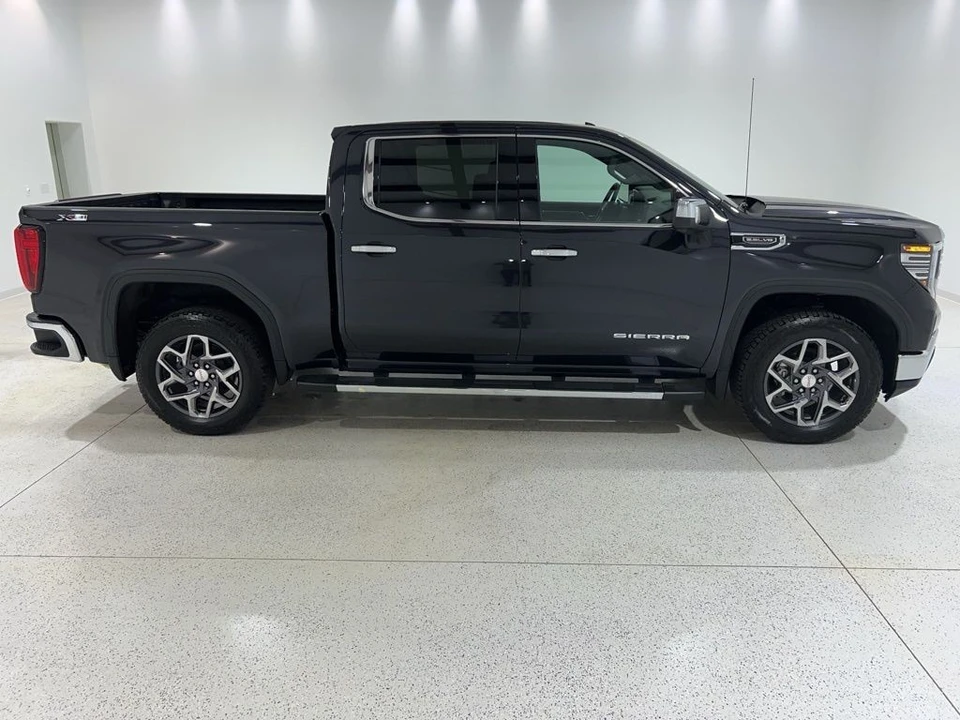 2026 GMC Sierra 5th Gen - Image 6 of 21