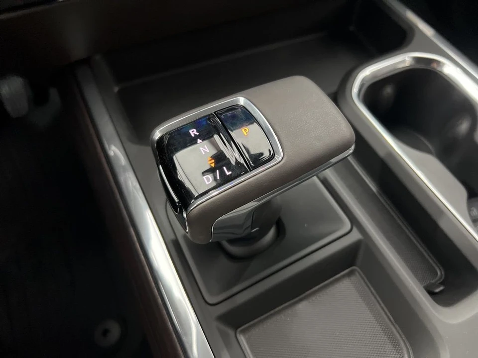 2026 GMC Sierra 5th Gen - Image 15 of 21
