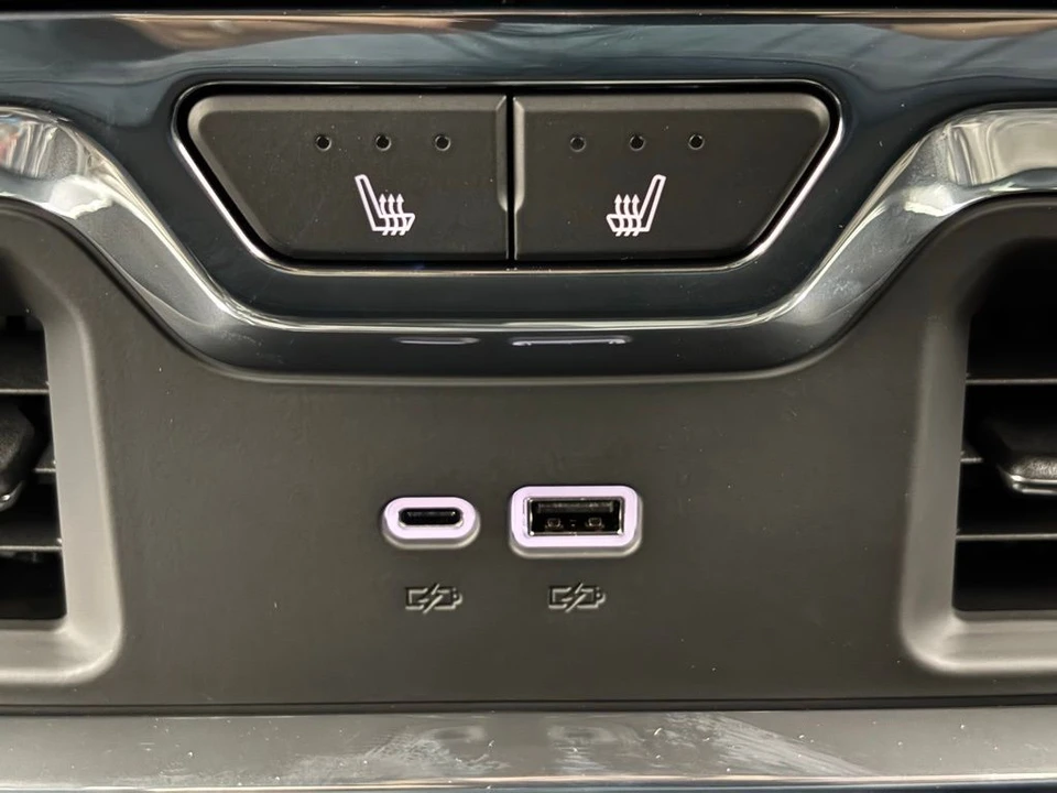 2026 GMC Sierra 5th Gen - Image 6 of 12