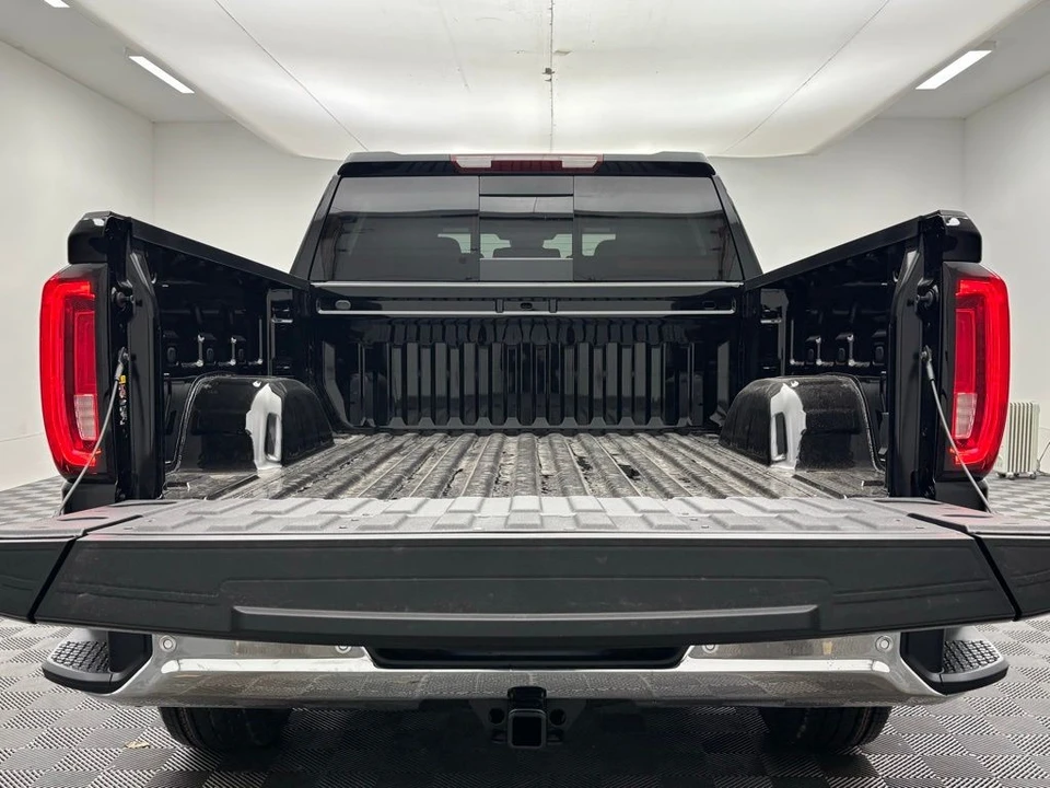 2026 GMC Sierra 5th Gen - Image 10 of 12