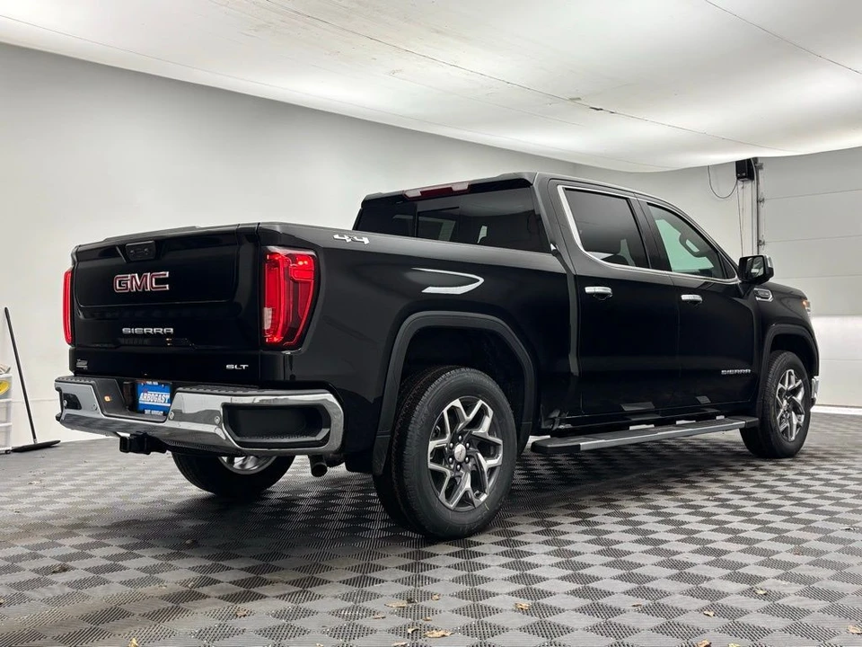 2026 GMC Sierra 5th Gen - Image 8 of 12