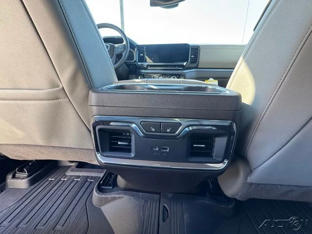 2026 GMC Sierra 5th Gen - Image 11 of 18